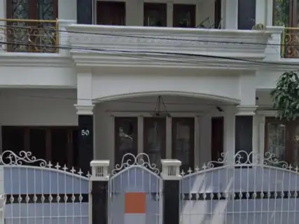 Rumah Mewah Klasik Modern Full Furnish 7M-an di Rawamangun Jaktim