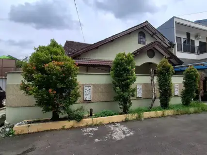 Rumah Bebas Banjir 1001% di Taman Galaxy Bekasi - LT 318/LB 190, 4KT+3KM, Sertifikat On Hand, Harga 2.5M Nett!